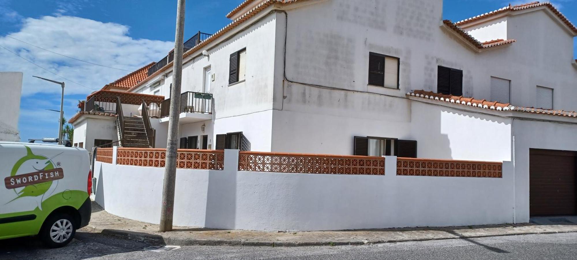 Swordfish Beach House Peniche Exterior foto